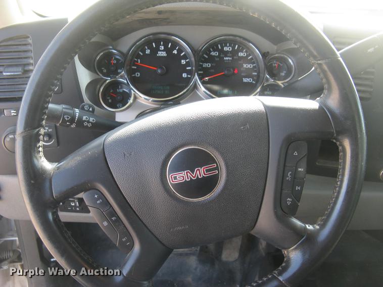 image for item DC2306 2013 GMC Sierra 2500HD Ext. Cab pickup truck