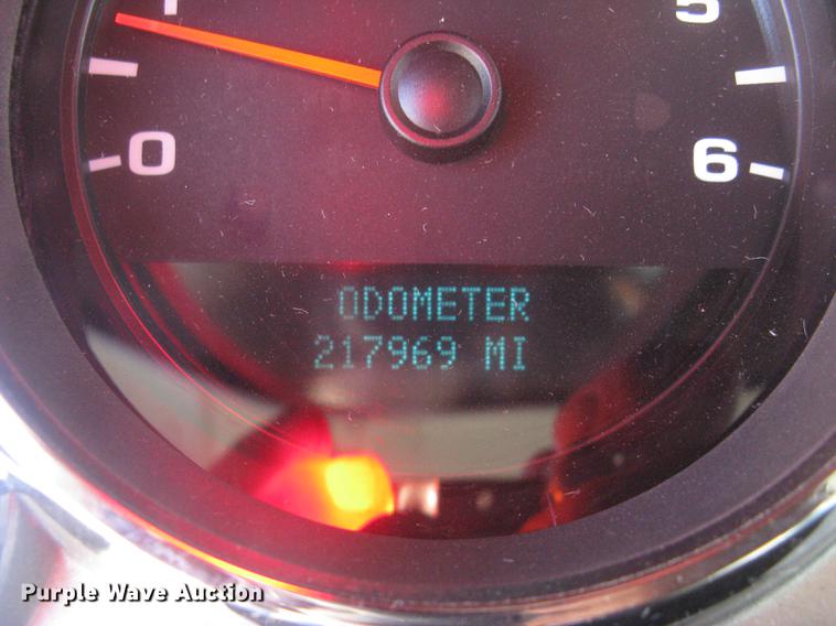 image for item DC2306 2013 GMC Sierra 2500HD Ext. Cab pickup truck