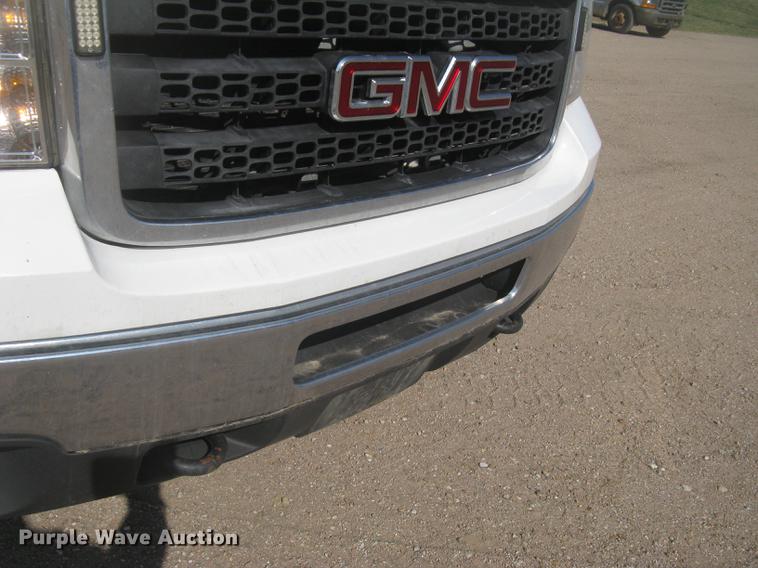 image for item DC2306 2013 GMC Sierra 2500HD Ext. Cab pickup truck