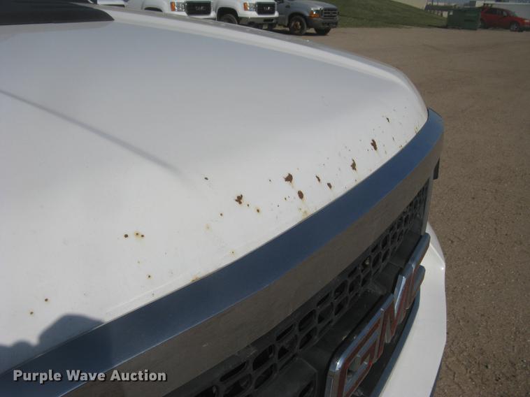 image for item DC2306 2013 GMC Sierra 2500HD Ext. Cab pickup truck