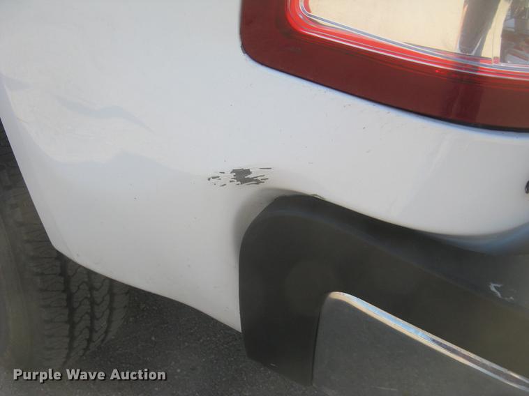 image for item DC2306 2013 GMC Sierra 2500HD Ext. Cab pickup truck