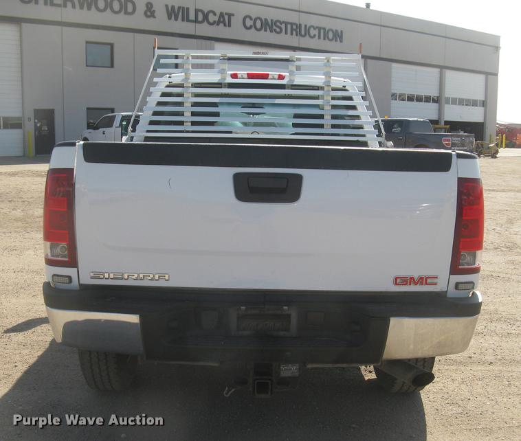 image for item DC2307 2013 GMC Sierra 2500HD Ext. Cab pickup truck