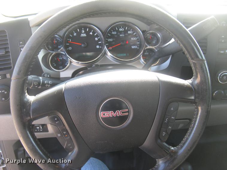 image for item DC2307 2013 GMC Sierra 2500HD Ext. Cab pickup truck