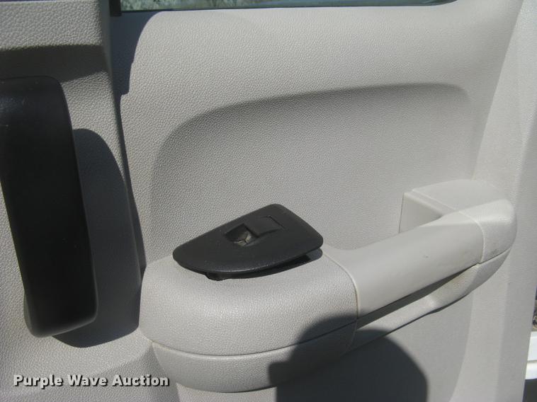 image for item DC2307 2013 GMC Sierra 2500HD Ext. Cab pickup truck