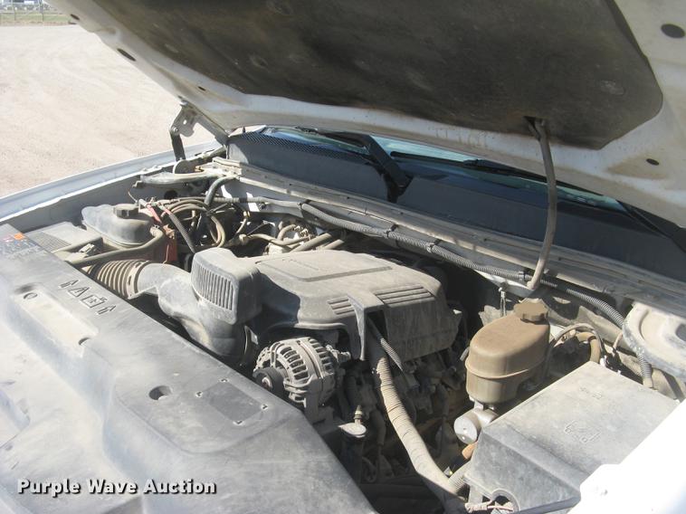 image for item DC2307 2013 GMC Sierra 2500HD Ext. Cab pickup truck