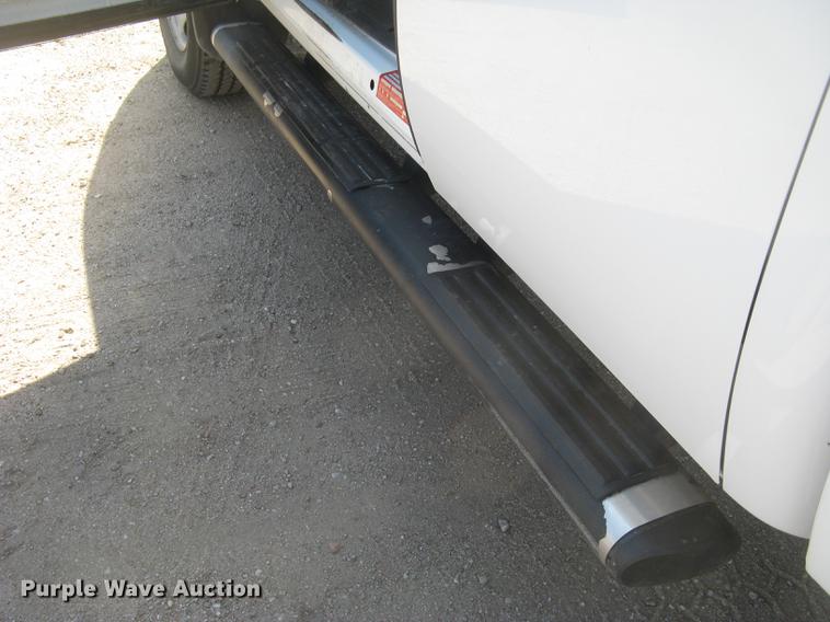 image for item DC2307 2013 GMC Sierra 2500HD Ext. Cab pickup truck