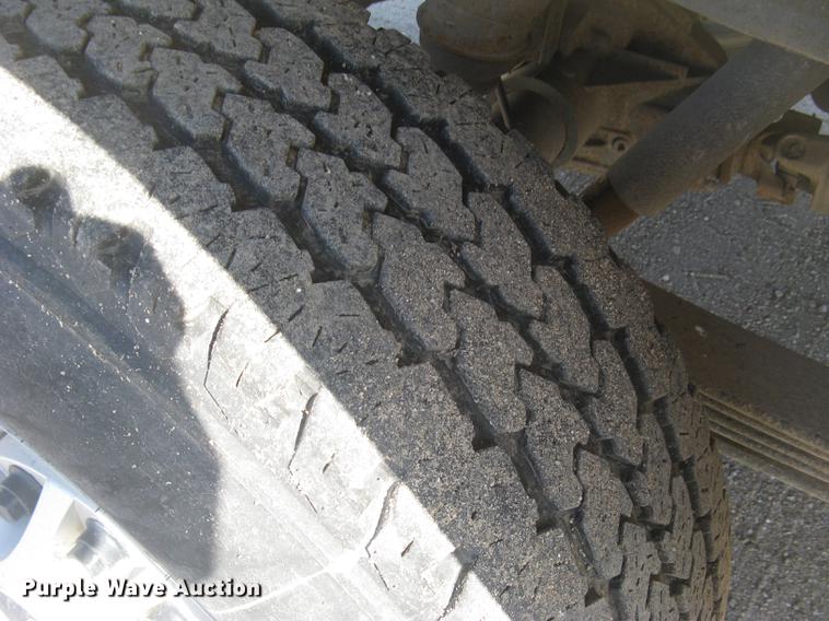 image for item DC2307 2013 GMC Sierra 2500HD Ext. Cab pickup truck