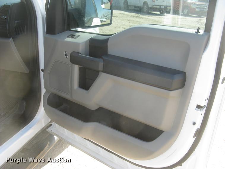 image for item DC2308 2015 Ford F150 XL SuperCrew pickup truck