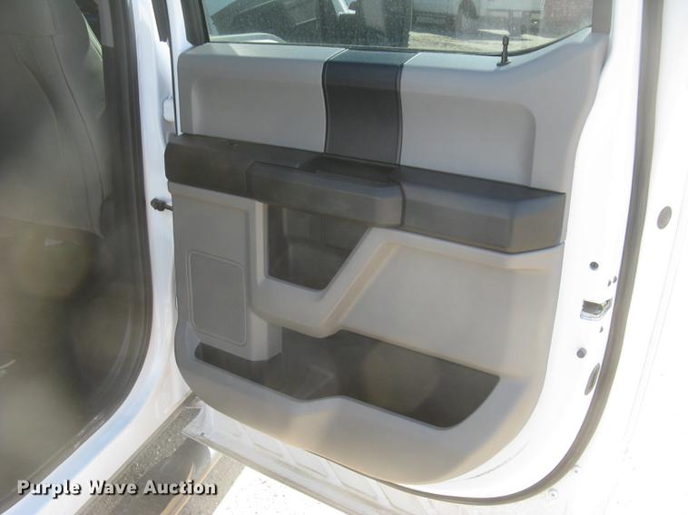 image for item DC2308 2015 Ford F150 XL SuperCrew pickup truck