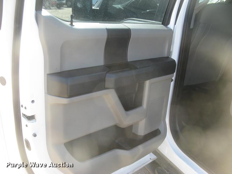 image for item DC2308 2015 Ford F150 XL SuperCrew pickup truck