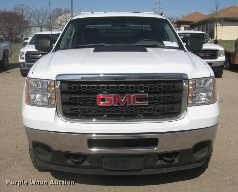 image for item DC2309 2011 GMC Sierra 2500HD Ext. Cab pickup truck