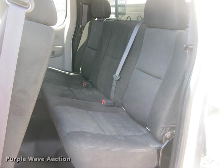 image for item DC2309 2011 GMC Sierra 2500HD Ext. Cab pickup truck