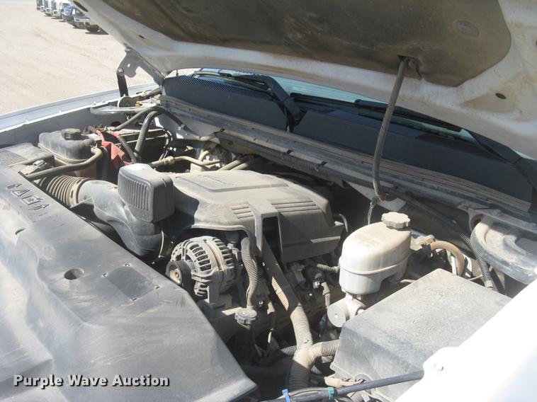 image for item DC2309 2011 GMC Sierra 2500HD Ext. Cab pickup truck