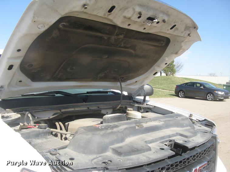 image for item DC2309 2011 GMC Sierra 2500HD Ext. Cab pickup truck