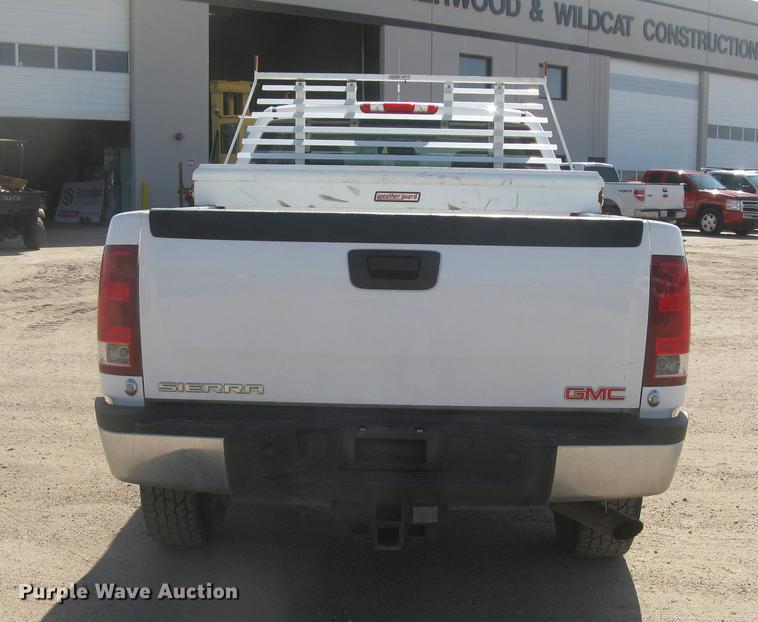 image for item DC2310 2011 GMC Sierra 2500HD Ext. Cab pickup truck