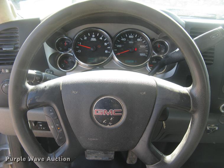 image for item DC2310 2011 GMC Sierra 2500HD Ext. Cab pickup truck