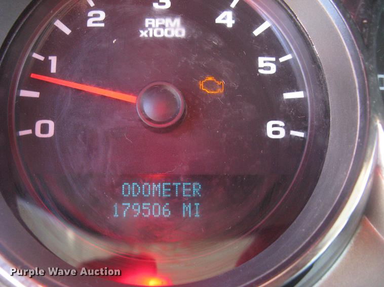 image for item DC2310 2011 GMC Sierra 2500HD Ext. Cab pickup truck