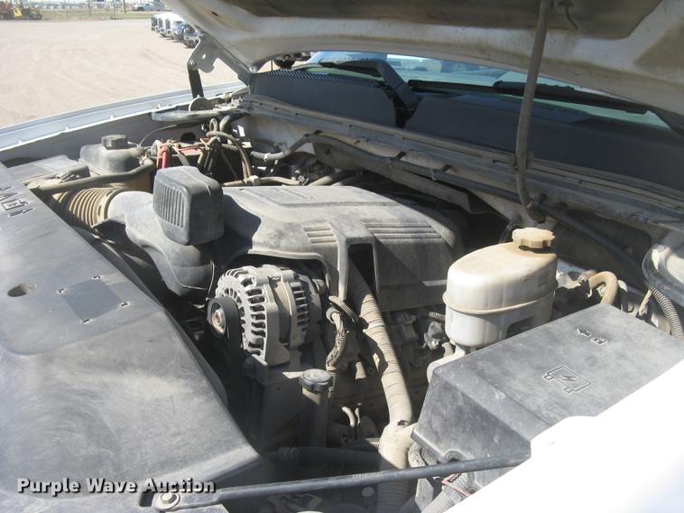 image for item DC2310 2011 GMC Sierra 2500HD Ext. Cab pickup truck