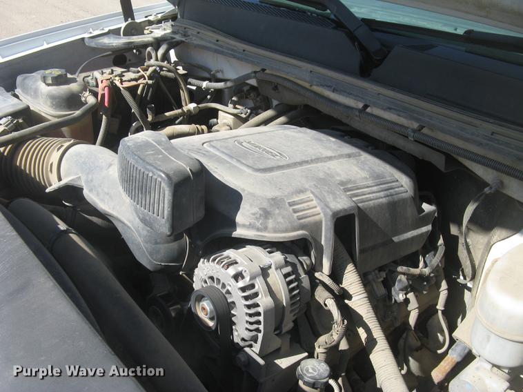 image for item DC2310 2011 GMC Sierra 2500HD Ext. Cab pickup truck