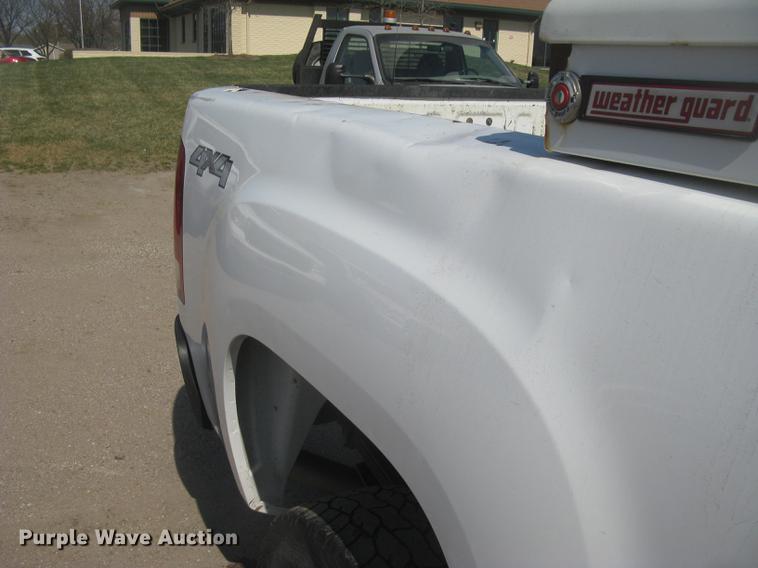 image for item DC2310 2011 GMC Sierra 2500HD Ext. Cab pickup truck