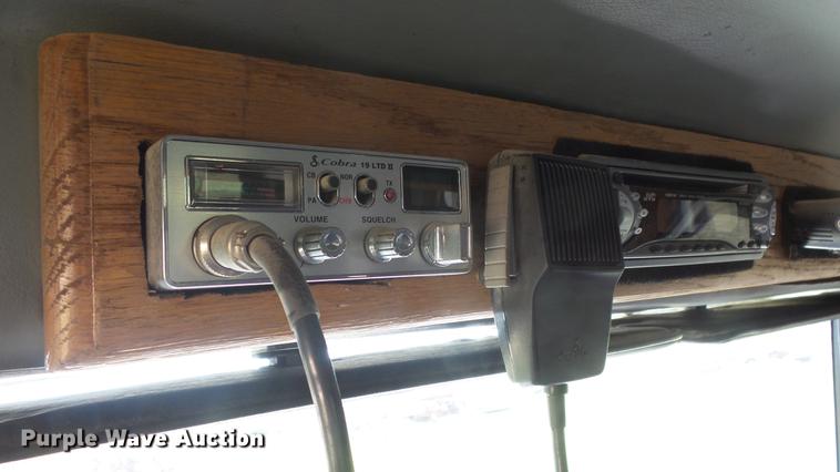 image for item DC3033 1994 Freightliner FL70 semi truck