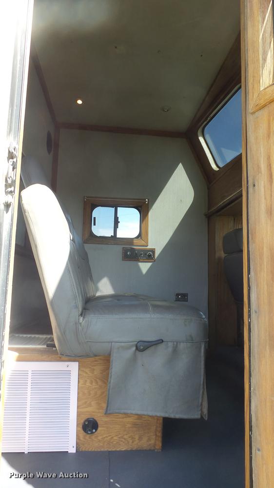 image for item DC3033 1994 Freightliner FL70 semi truck