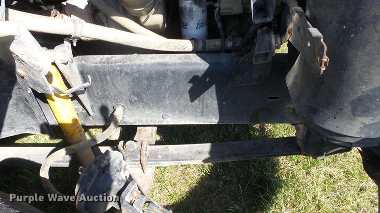 image for item DC3033 1994 Freightliner FL70 semi truck