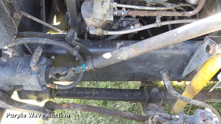 image for item DC3033 1994 Freightliner FL70 semi truck