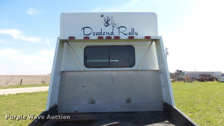 image for item DC3033 1994 Freightliner FL70 semi truck