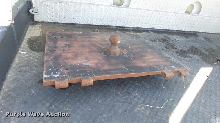 image for item DC3033 1994 Freightliner FL70 semi truck