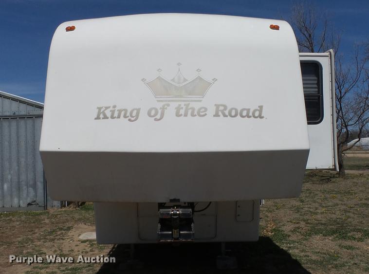 image for item DC3051 2000 Royalite R34BW camper