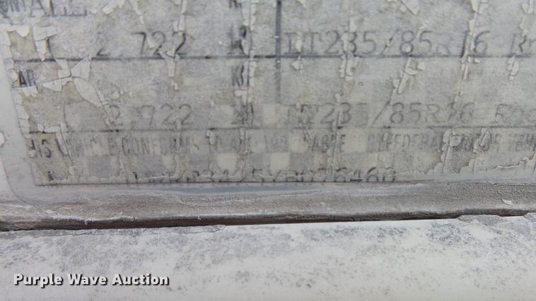 image for item DC3051 2000 Royalite R34BW camper