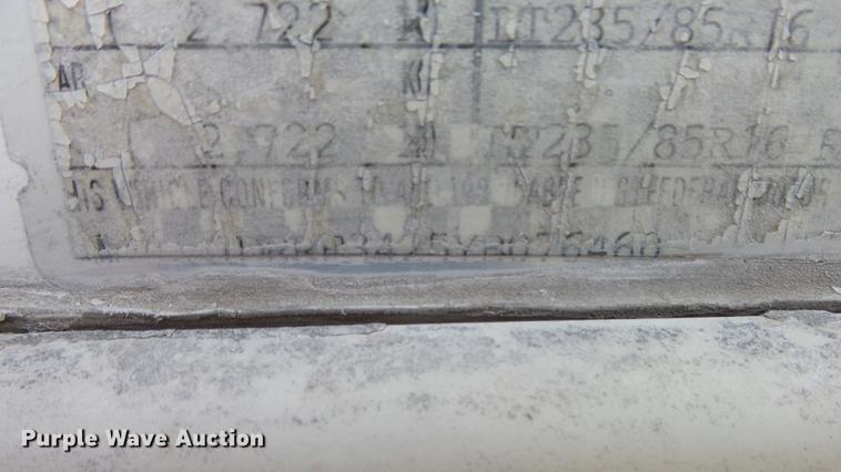 image for item DC3051 2000 Royalite R34BW camper