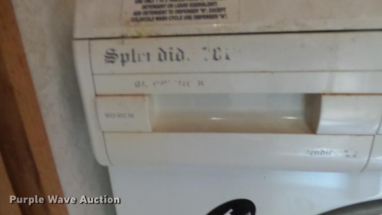 image for item DC3051 2000 Royalite R34BW camper