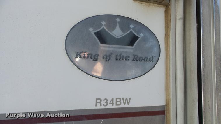 image for item DC3051 2000 Royalite R34BW camper