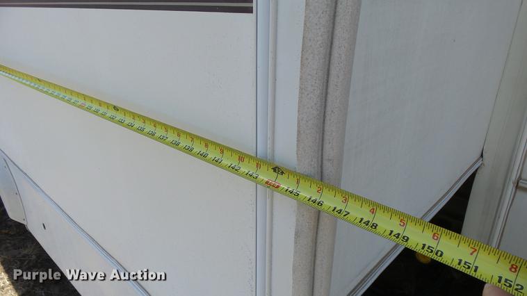 image for item DC3051 2000 Royalite R34BW camper