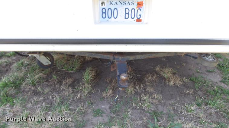 image for item DC3051 2000 Royalite R34BW camper