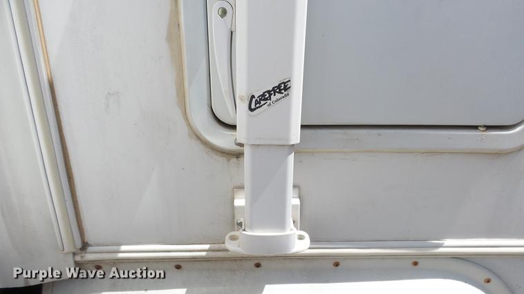 image for item DC3051 2000 Royalite R34BW camper