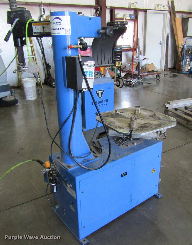 image for item DC4282 Triumph NTC-910 tire machine