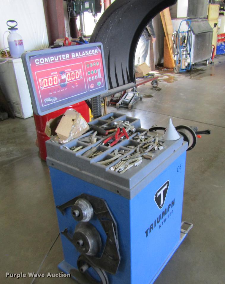 image for item DC4283 Triumph NTB-550 tire balancer
