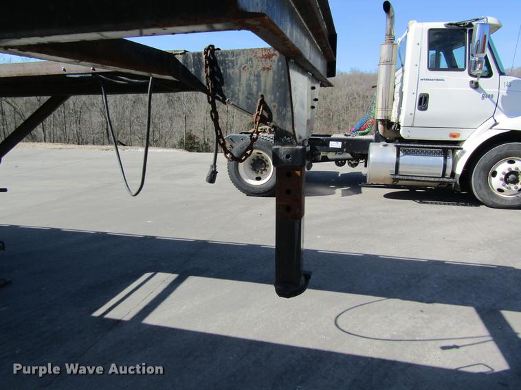 image for item DC4284 2002 Kaufman car carrier trailer