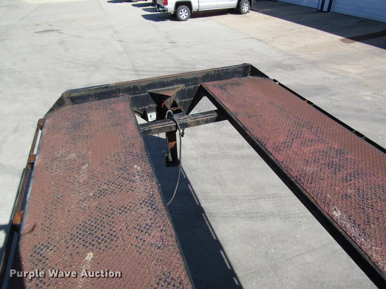 image for item DC4284 2002 Kaufman car carrier trailer