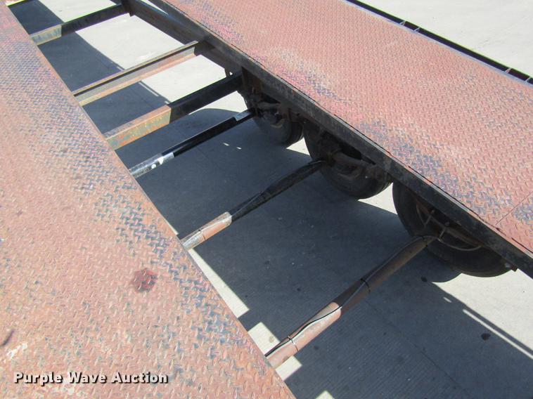 image for item DC4284 2002 Kaufman car carrier trailer