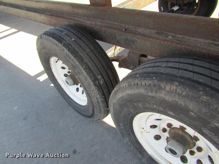 image for item DC4284 2002 Kaufman car carrier trailer