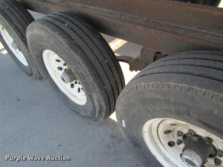 image for item DC4284 2002 Kaufman car carrier trailer