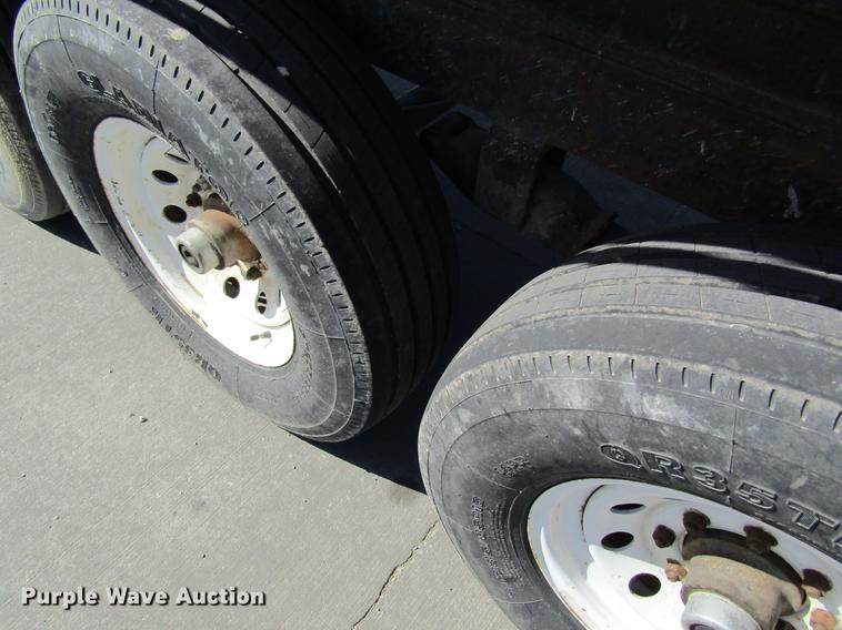 image for item DC4284 2002 Kaufman car carrier trailer