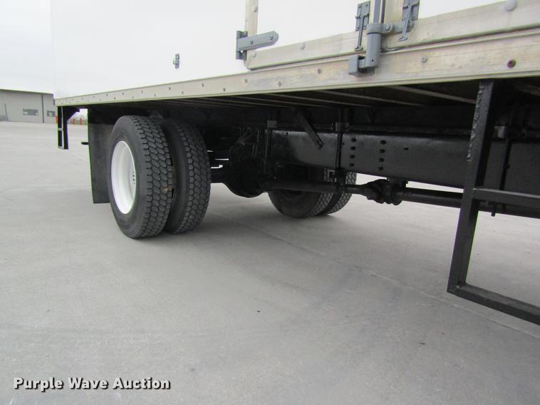 image for item DC4289 1998 Chevrolet C7500 box truck