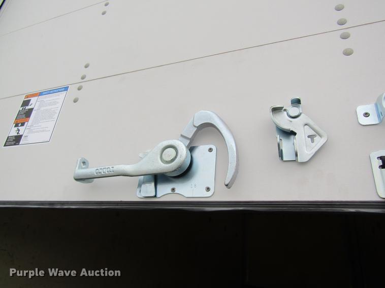 image for item DC4289 1998 Chevrolet C7500 box truck