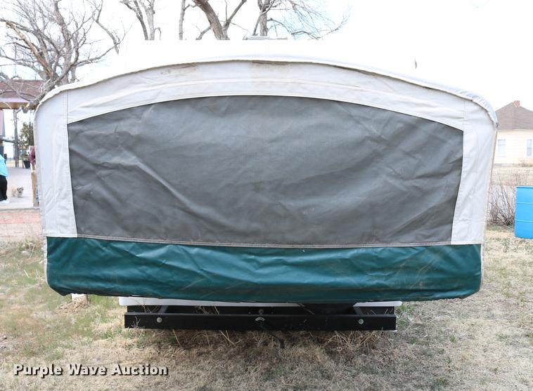 image for item DC7600 2002 Coleman Fairlake camper