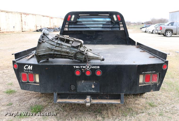 image for item DC7621 1997 Ford F350 Crew Cab flatbed pickup truck